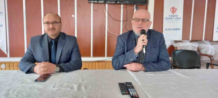 Alaca Müftüsü Kahveci İlçeden Ayrıldı