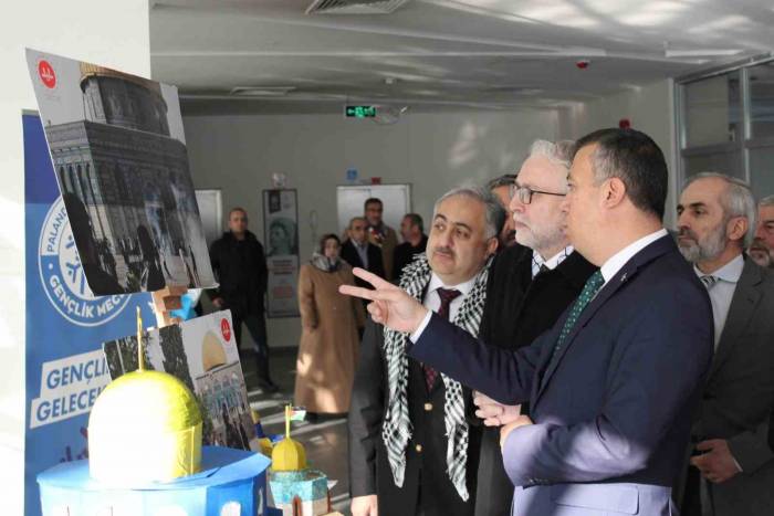 Erzurum’da "Filistin Bizim Neyimiz" Konusu Konuşuldu