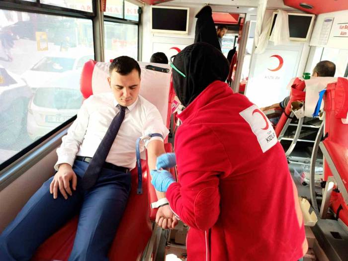 Kaymakam Zor’dan Kan Bağışına Destek