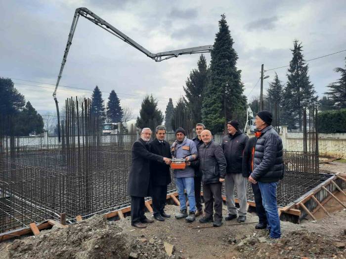 Deprem Sonrası Yıkılan İstilli Camisinin Temeli Atıldı