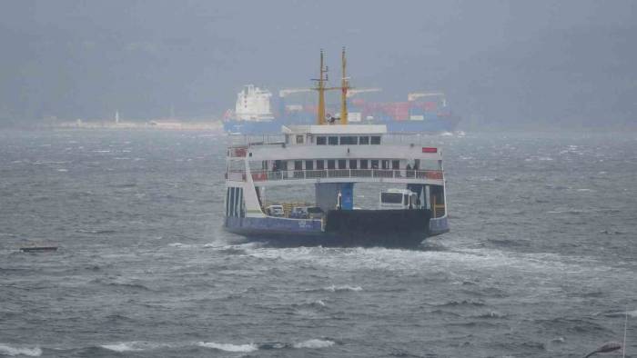 Bozcaada Ve Gökçeada’ya Yarınki Tüm Feribot Seferleri İptal Edildi