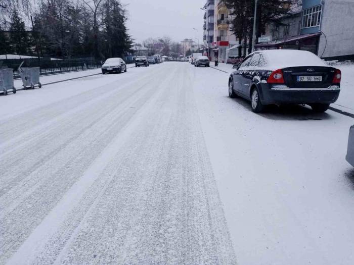 Denizli’nin Yüksek Kesimleri Beyaz Gelinliğini Giydi