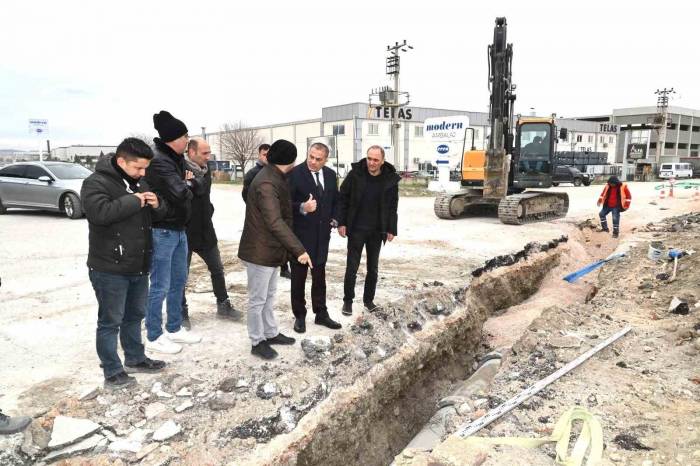 Manisa’da Altyapı Çalışmaları Devam Ediyor