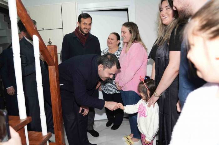 Ak Parti İbb Başkan Adayı Kurum: "Önceliğimiz Deprem Dönüşümü Olmalı"