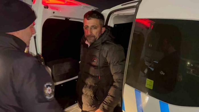 Boşandığı Eşini İş Çıkışında Bıçaklayan Eski Koca Tutuklandı