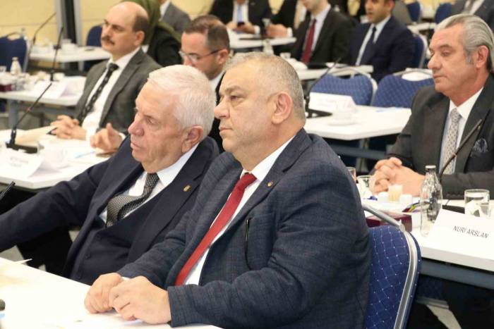 Başkan Bıyık Konsey Toplantısında