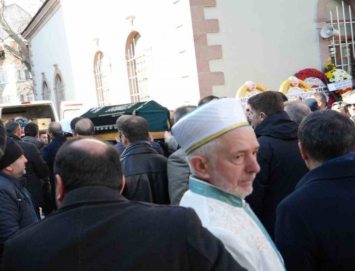 Kocaeli Ve Balıkesir Protokolü Cenazede Buluştu