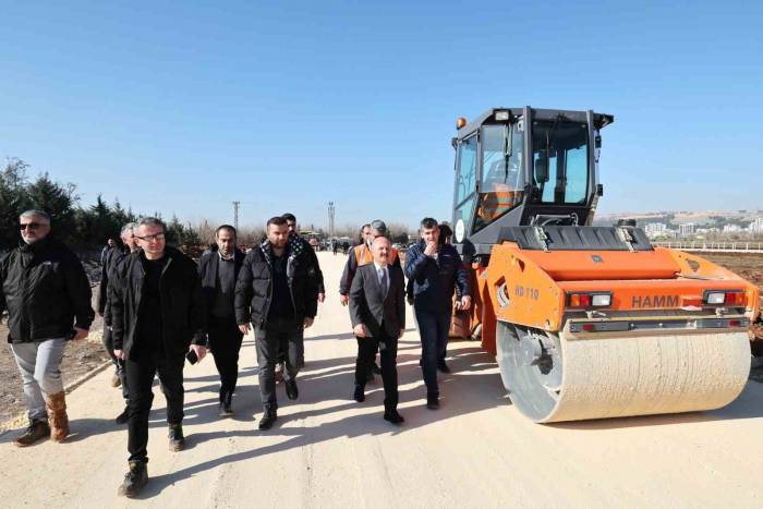 Vali Varol, Deprem Konutlarını İnceledi