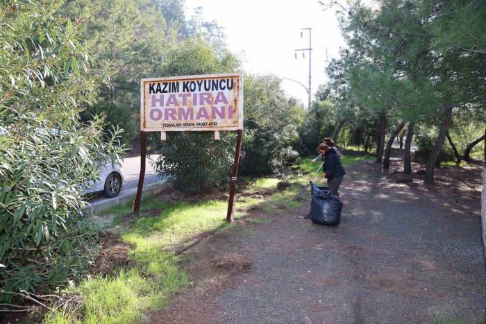 Belediye Ve Gönüllülerden Çevre Temizliği
