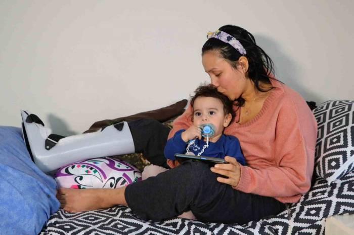 Depremzede Ayşenur, Depremde Kaybolan Bebeğiyle 27 Gün Sonra Buluştu
