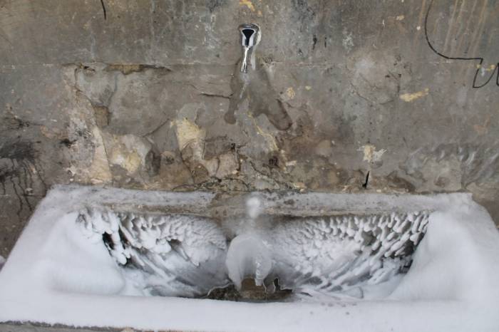 Sibirya Soğuklarının Yaşandığı Bayburt Adeta Buz Kesti