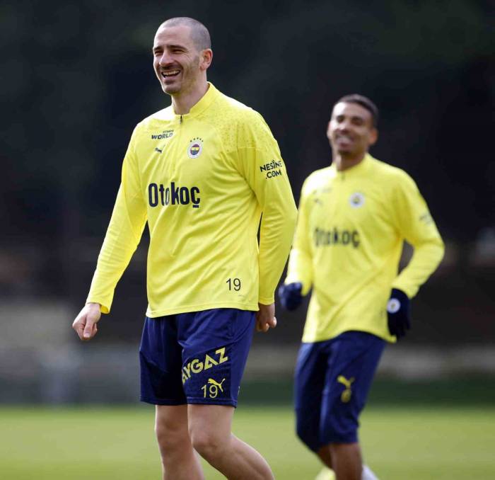 Fenerbahçe, Antalyaspor Maçı Hazırlıklarını Tamamladı