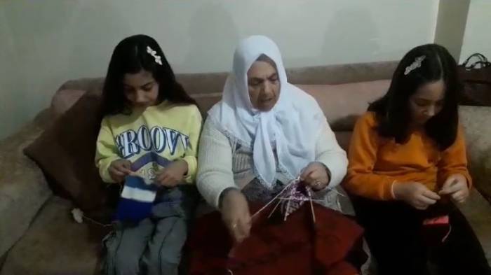 Yarıyıl Tatilinde Örgü Örmeyi Öğreniyorlar