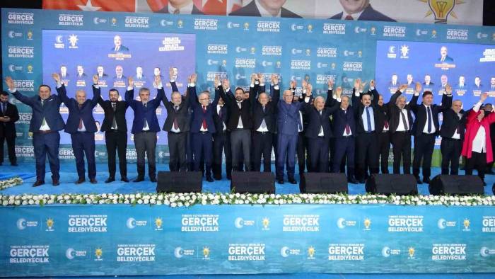 Ak Parti, Ordu’da Belediye Başkan Adaylarını Tanıttı