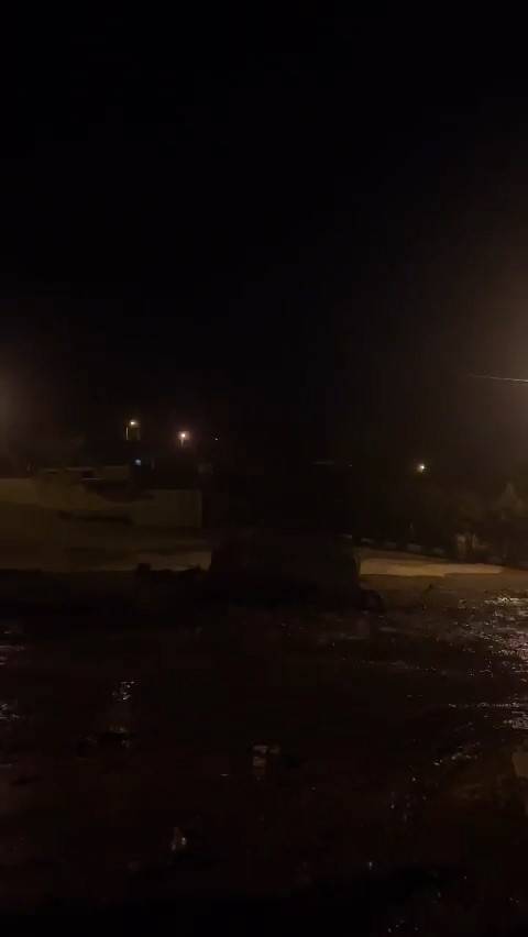 Su Borusu Patladı, Yollar Göle Döndü
