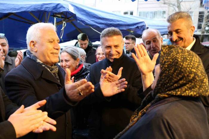 Mustafa Bozbey Saha Çalışmalarında Hız Kesmiyor