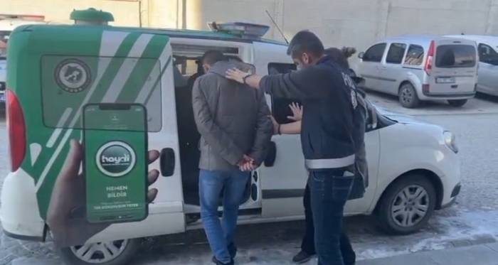“Hayvanı Sevmeyen İnsanı Sevemez” Dedi, Köpeği Dövdüğü Görüntüler Ortaya Çıktı