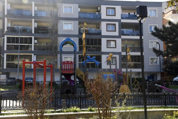 Kuşadası Belediyesi Parkları Güvenlik Kamerası İle Donatıyor
