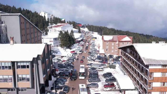 Uludağ’da Sömestr Sonu İzdihamı