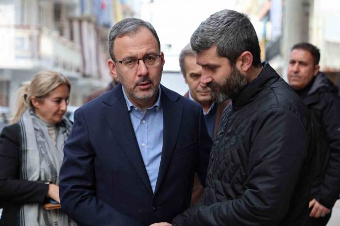 Ak Partili Kasapoğlu’ndan Öldürülen Taksici Oğuz Erge’nin Ailesine Taziye Ziyareti
