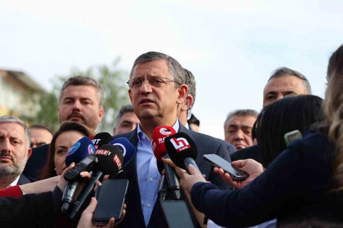Özgür Özel’den Katledilen Taksicinin Ailesine Taziye Ziyareti