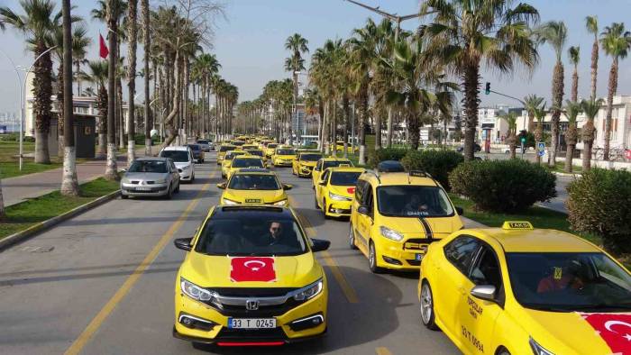 İzmir’de Cinayete Kurban Taksici, Mersin’de 450 Taksicinin Düzenlediği Konvoyla Anıldı
