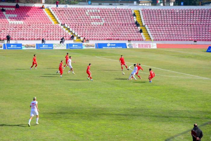 Tff 3. Lig: Balıkesirspor: 2 - Nevşehir Belediyespor: 0