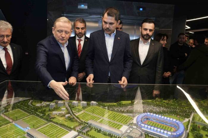Ak Parti İbb Başkan Adayı Murat Kurum, Futbol Turnuvaları İle İlgili Projesini Açıkladı