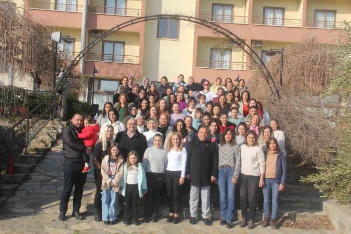 Başkan Adayı Özel, Bozdoğanlı Kadınlar İçin ‘Bizimgız Kafe’ Projesini Açıkladı