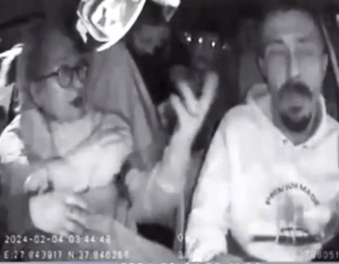 Aydın’da Müşteriden Taksiciye Küfür Ve Hakaret