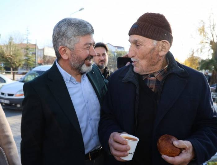 Gediz Belediyesi Yaşlılar İçin Vefa Sosyal Destek Programını Devreye Soktu