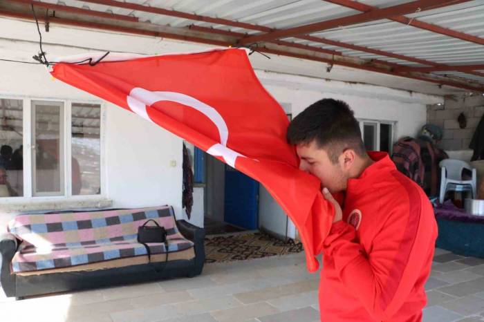 9 Şehidin Verildiği Saldırıda Yaralanan Kahramandan Hainlere Unutulmayacak Mesaj