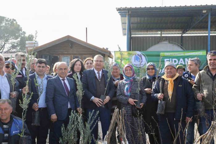 Yunusemre Belediyesi Fidan Dağıtacak