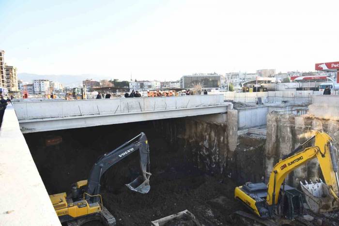 Menemen’deki Battı-çıktıda Işık Göründü