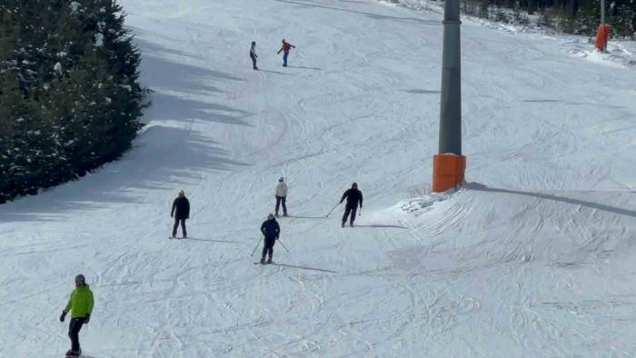Sarıkamış Kayak Merkezi Doldu Taştı