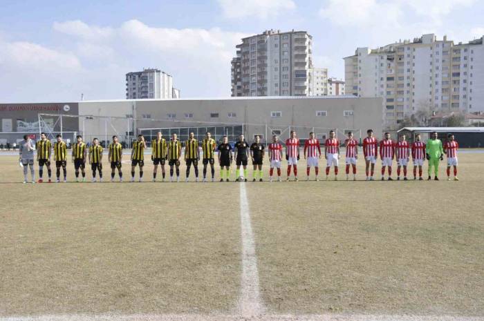 Tff 3. Lig 1. Grup: Talasgücü Belediyespor: 0- Ayvalıkgücü Belediyespor: 3