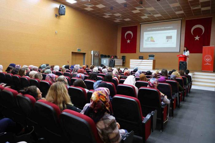 Uludağ Elektrik ‘Enerji Danışmanım’ Projesi İle Tüketicilere Tasarruf Bilinci Aşılıyor