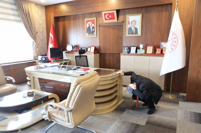 Ağrı’da Deprem Tatbikatı Ve Anma Programı