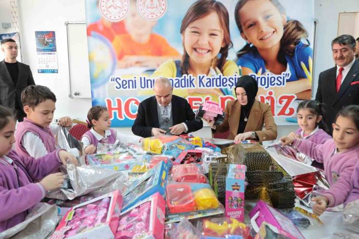 Ağrı’daki Öğrenciler Depremzede Çocuklarla Kardeşlik Köprüsü Kurdu