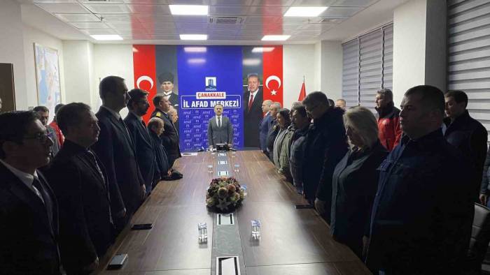 Çanakkale’de 6 Şubat Kahramanmaraş Depreminin 1’inci Yıl Dönümünde Hayatını Kaybedenler Anıldı