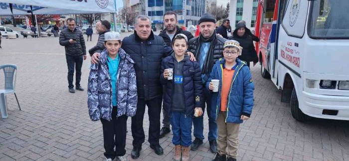 Gençler Sabah Namazında Buluştu