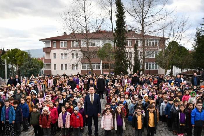 Depremlerde Hayatını Kaybedenler Okullarda Anıldı