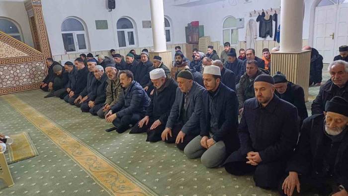 Malazgirtliler Depremzedeleri Unutmadı