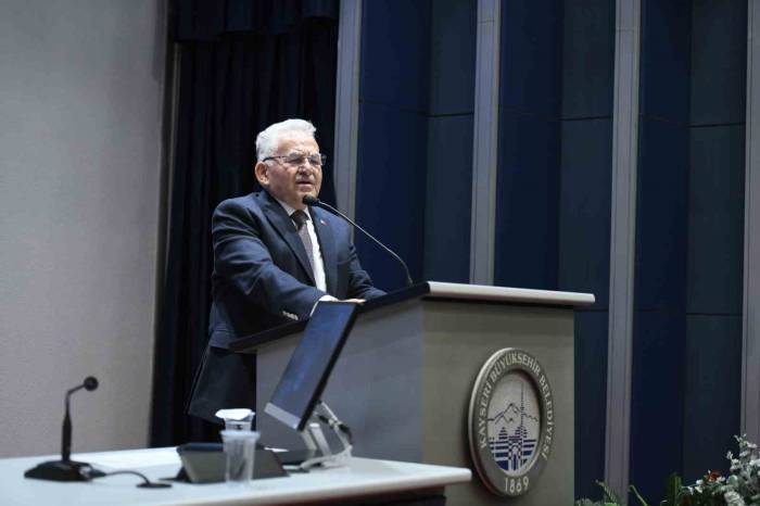 Başkan Büyükkılıç’tan Depremin İsimsiz Kahramanlarına Teşekkür Belgesi