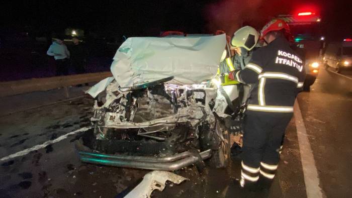 Trafik Işıklarında Feci Kaza: Otostopla Bindiği Pikap Kamyona Çarptı