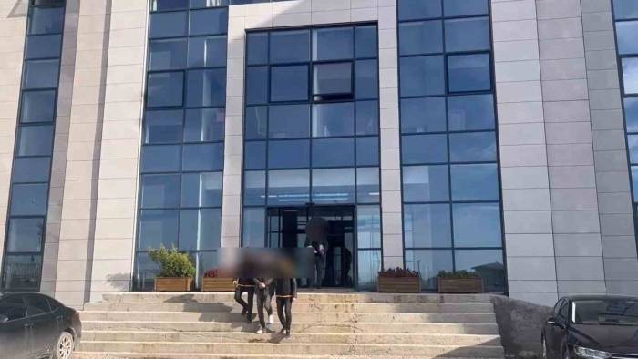 Yalova’da Üzerine Geçirdiği Yorganla Hırsızlık Yapan Zanlı Tutuklandı
