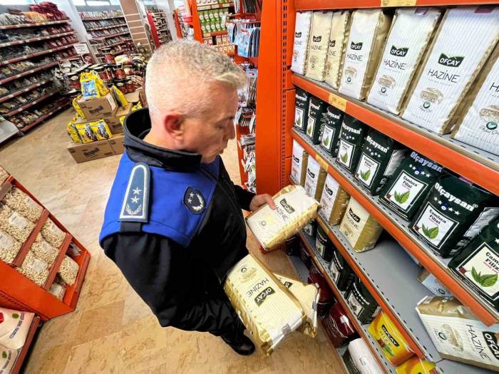Zabıta Ekipleri Marketlerde Ürün Gramajı Ve Fiyatları Denetledi