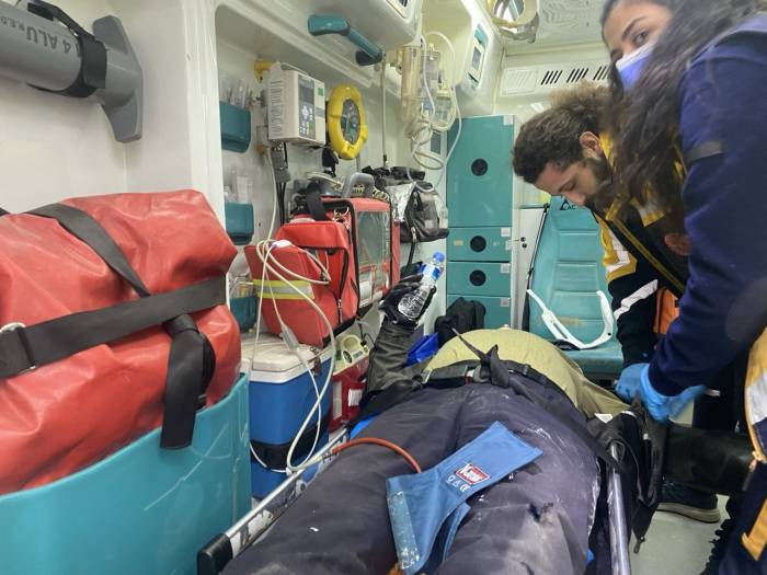 Yeni Çekilen Yol Çizgisi Kazaya Neden Oldu