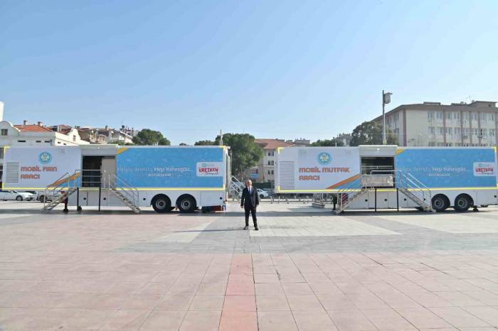 Manisa’da Mobil Mutfak, Fırın Ve İkram Aracı Hizmete Girdi