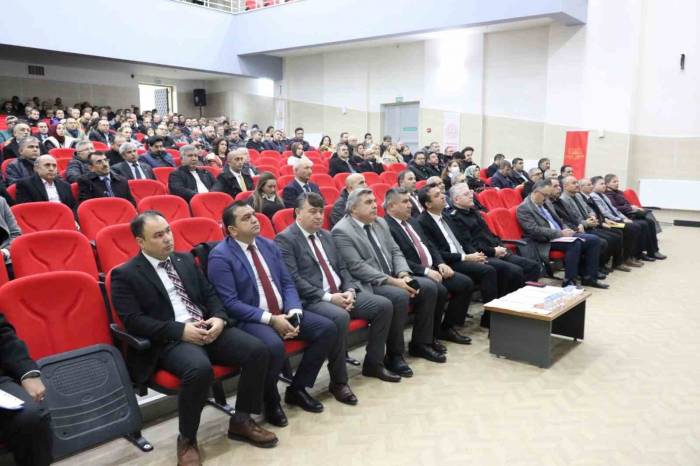Afyonkarahisar’da İkinci Dönem Tedbirleri Toplantısı Yapıldı